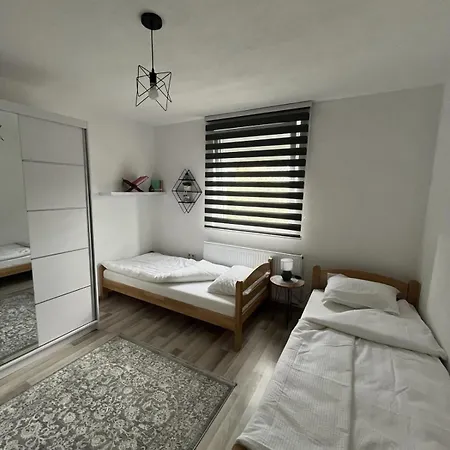 In Sarajevo * Doglodi