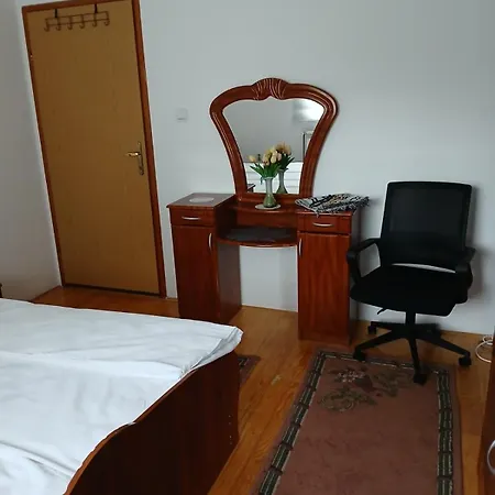In Sarajevo Doglodi