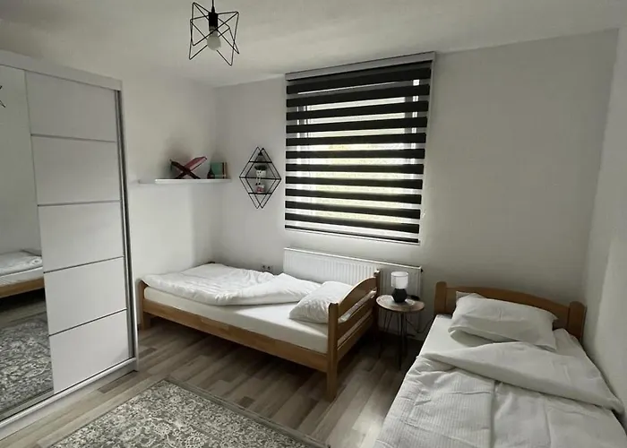 In Sarajevo * Doglodi