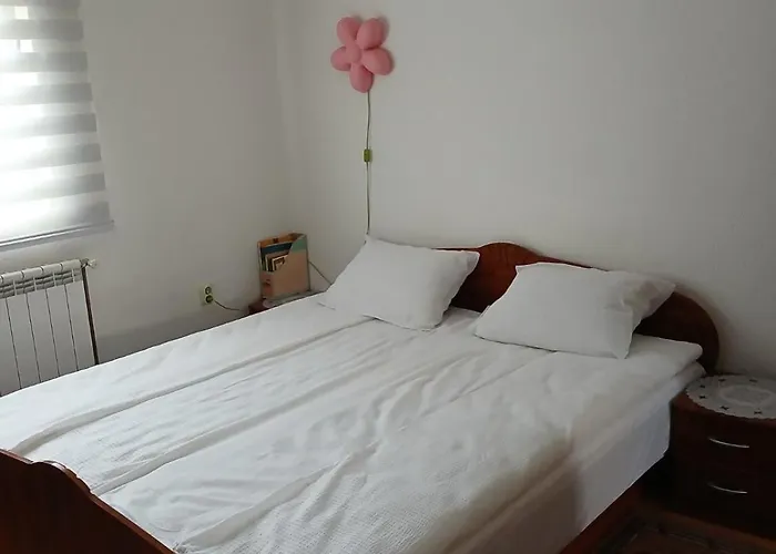 In Sarajevo * Doglodi